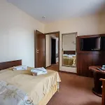 Apartmanhotel Pod Szrenica 3*