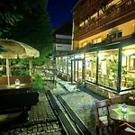 Pod Szrenica Apartahotel