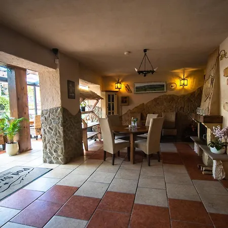 Pod Szrenicą Hotel apartamentowy 3*